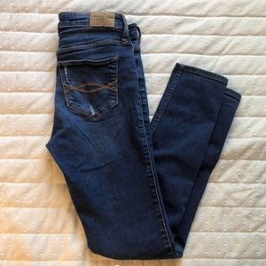 Abercrombie & Fitch High Rise Jeans